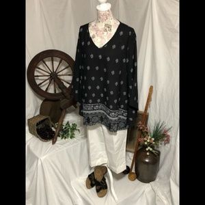 Cato's Peasant 3/4 Sleeve Shirt size 18/20 EUC